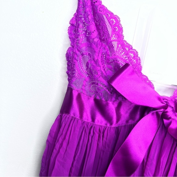 Victoria's Secret Pink Crinkle Nightgown Size Small - Picture 2 of 8